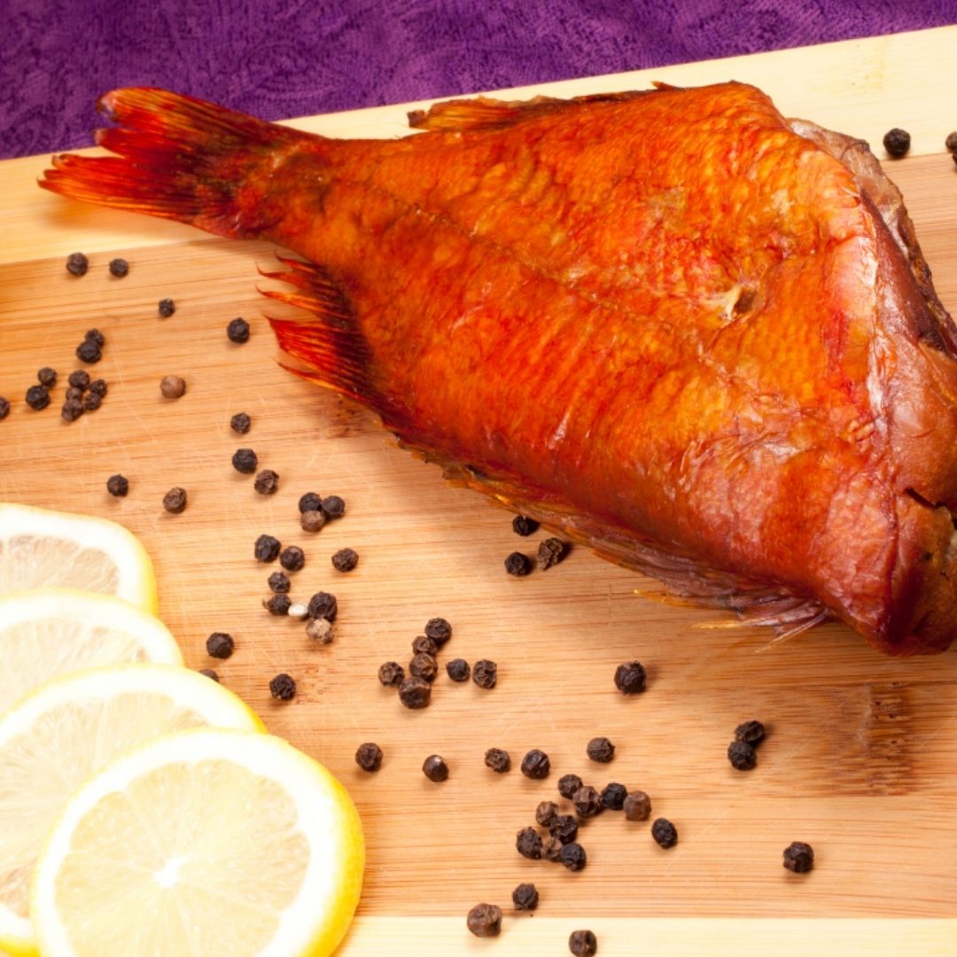 Karmazyn wędzony na gorąco tuszka bez głowy 250g-300g (Certyfikat MSC)